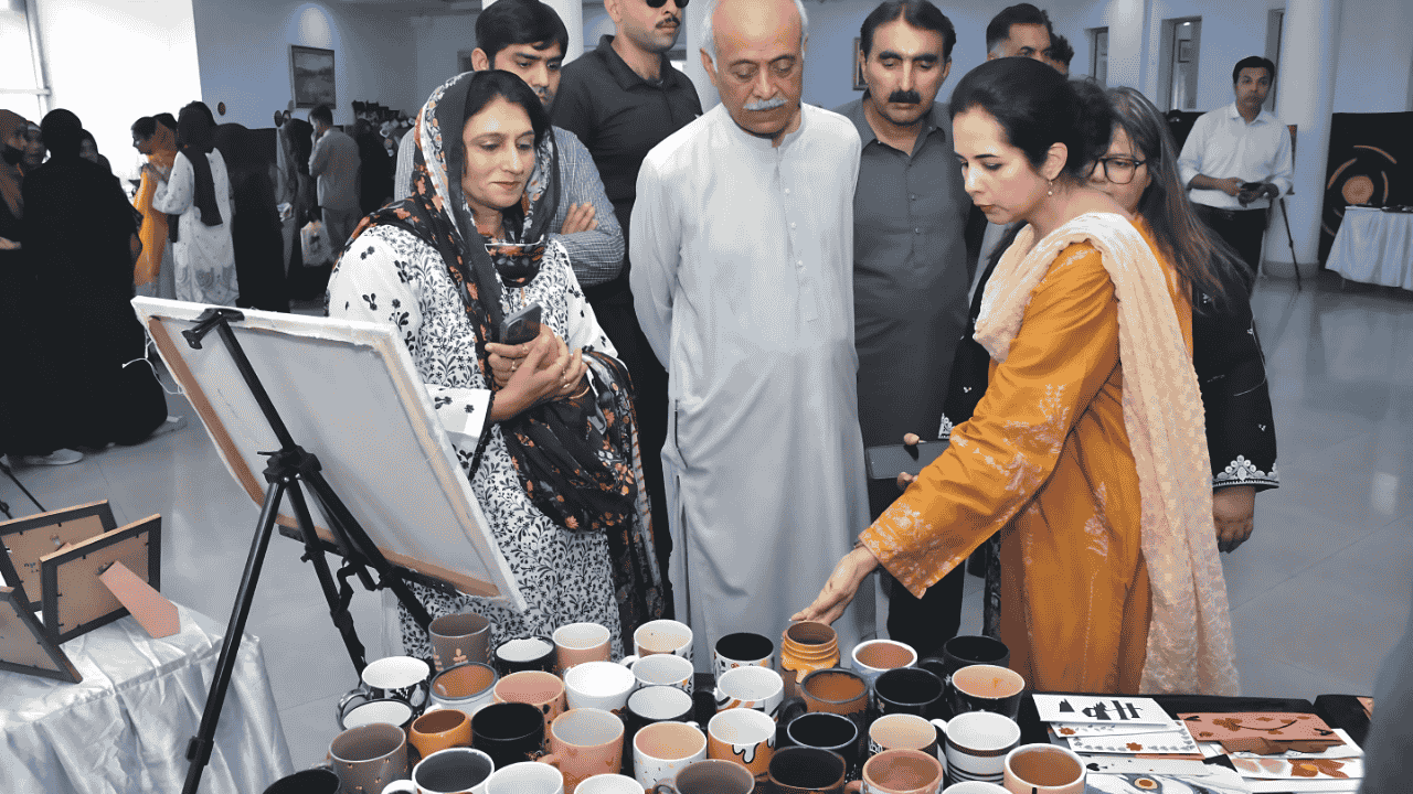 UAF Art Gala 2025 Showcases Student Creativity